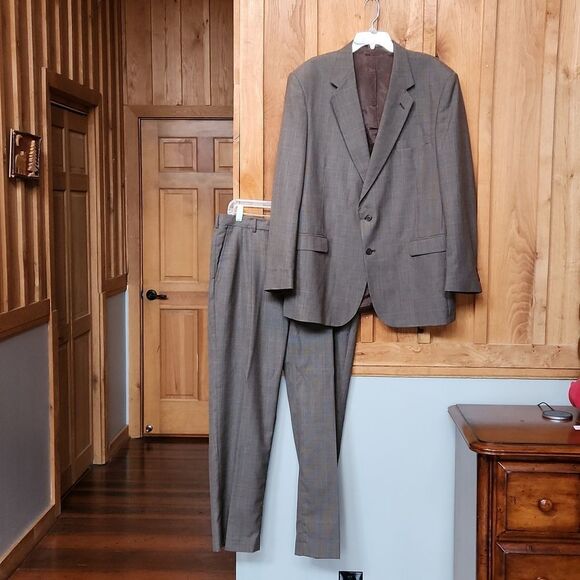 TownCraft 2 Piece Wool Coat & Pants Suit, 46L X 38" x 31" Inseam, Brown Checks - Picture 1 of 15